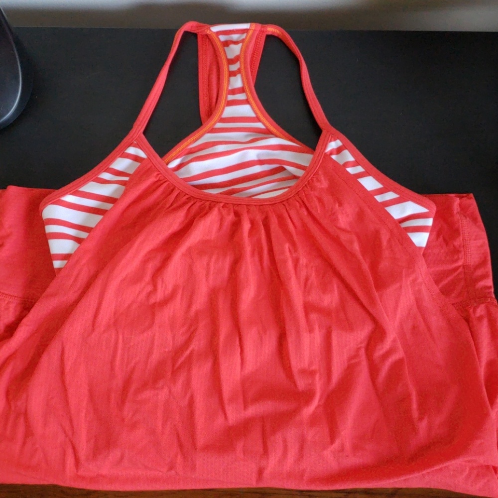 Lululemon tank